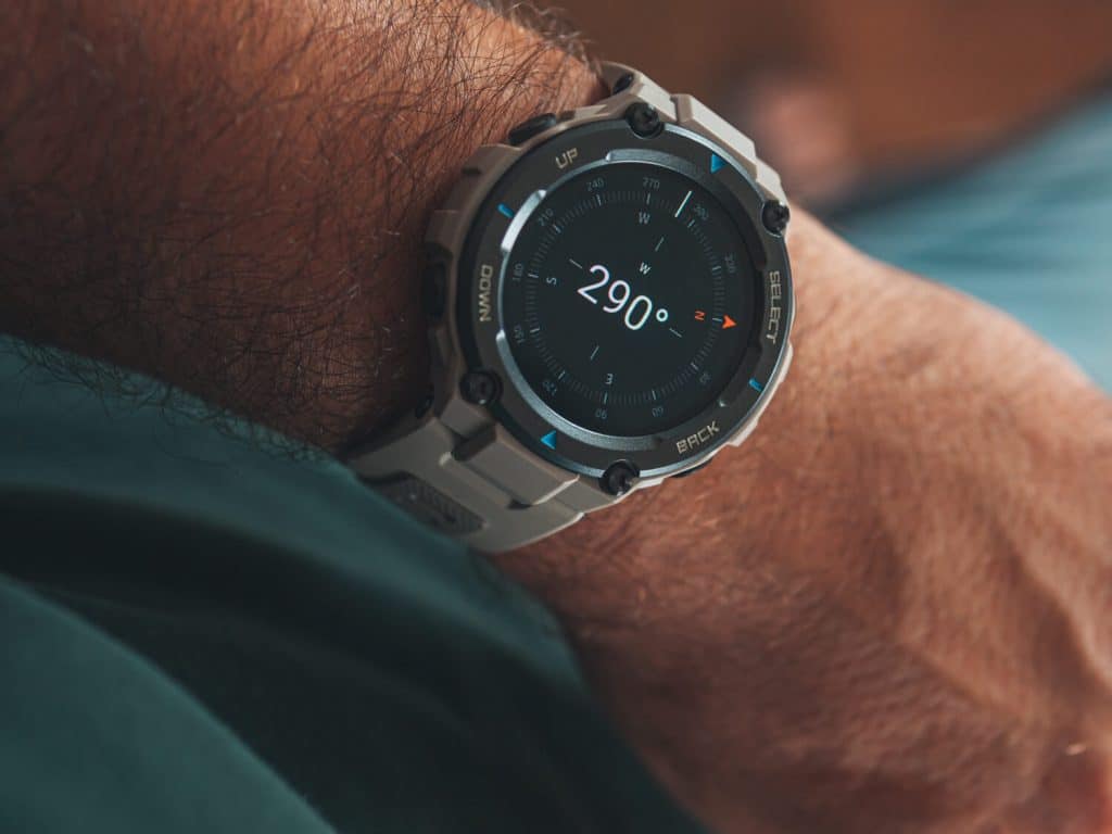 kompas w smartwatchu Amazfit T-Rex Pro 