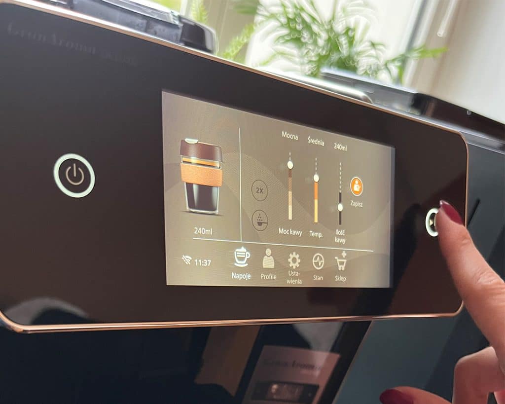 Możliwość dostosowania mocy kawy, temperatury i pojemności w ekspresie do kawy  Saeco GranAroma Deluxe SM6680/00 - zdjęcie.