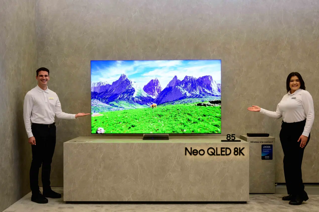 Telewizor Samsung Neo QLED 8K na CES 2025