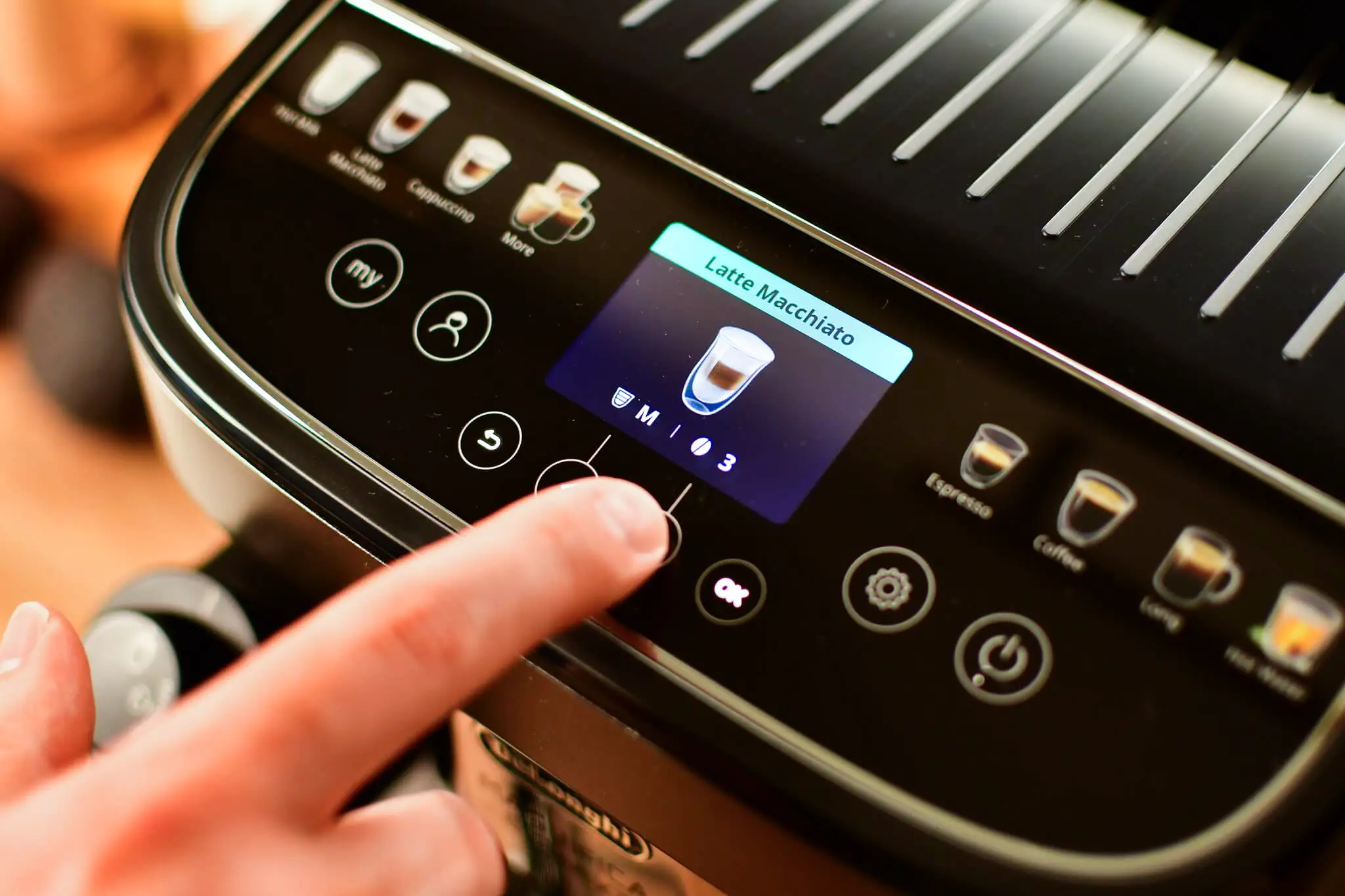 Panel ekspresu automatycznego Magnifica Evo Next