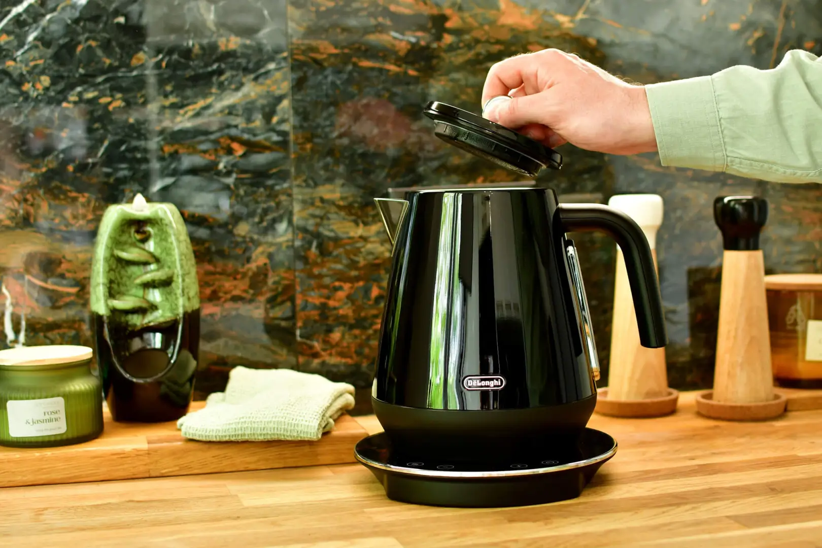 Porównanie czajników elektrycznych De`Longhi vs. Tefal 23