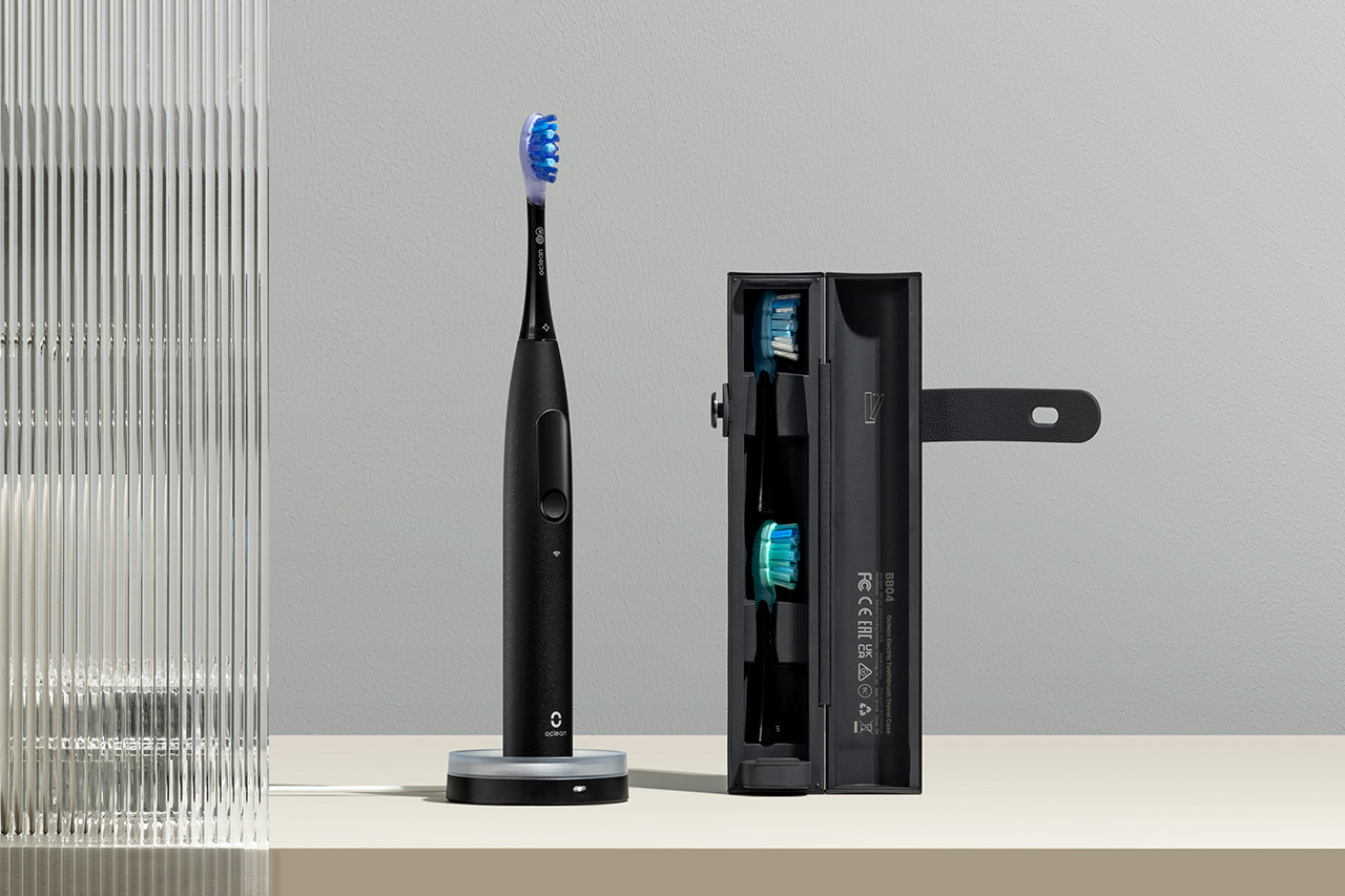 Szczoteczka Oclean X Ultra 20 w kolorze zielonym z ładowarką i etui