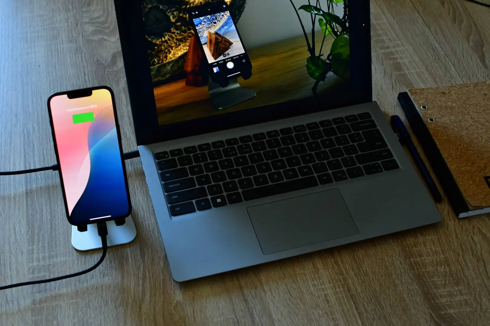 Ładowanie iPhone 16e