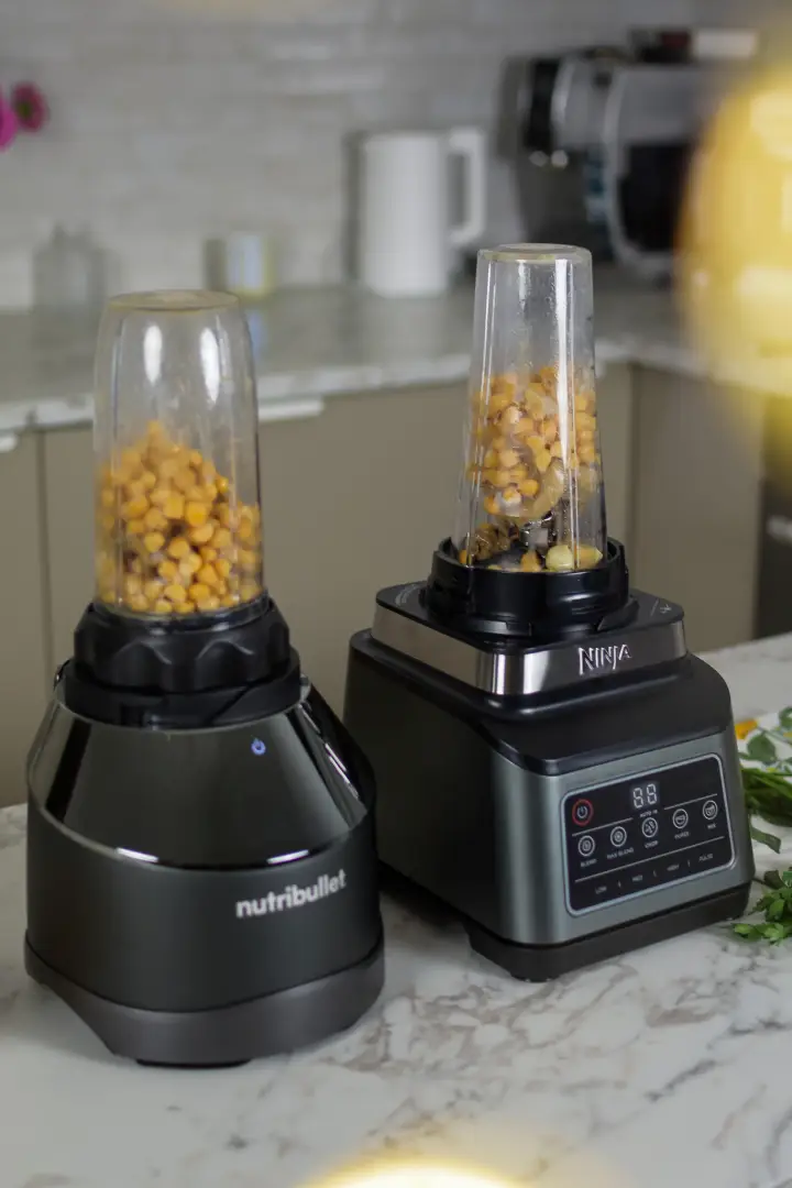 Który blender kielichowy kupić? Nutribullet® Triple Prep System vs Ninja BN800EU 3