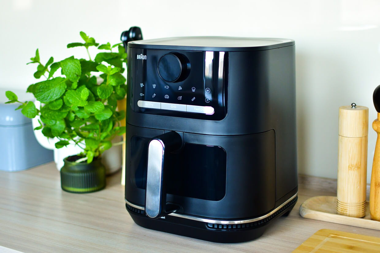 Najlepszy airfryer bez teflonu MultiFry 5 3w1 HF5075