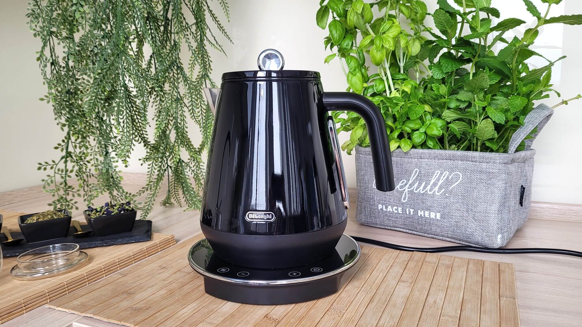 De’Longhi Eclettica SpecialTea — designerskie wzornictwo z charakterem