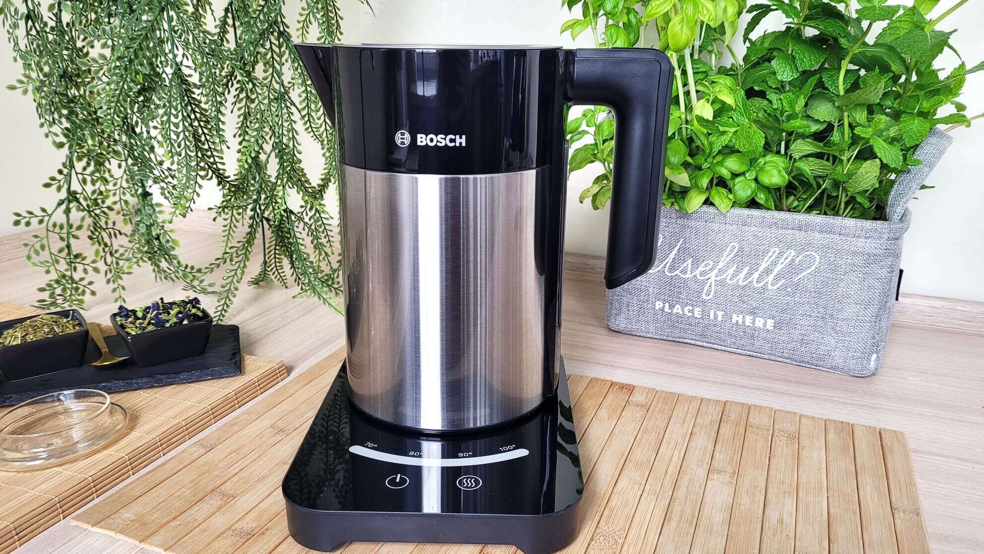 Bosch TWK7203 — funkcjonalny minimalizm