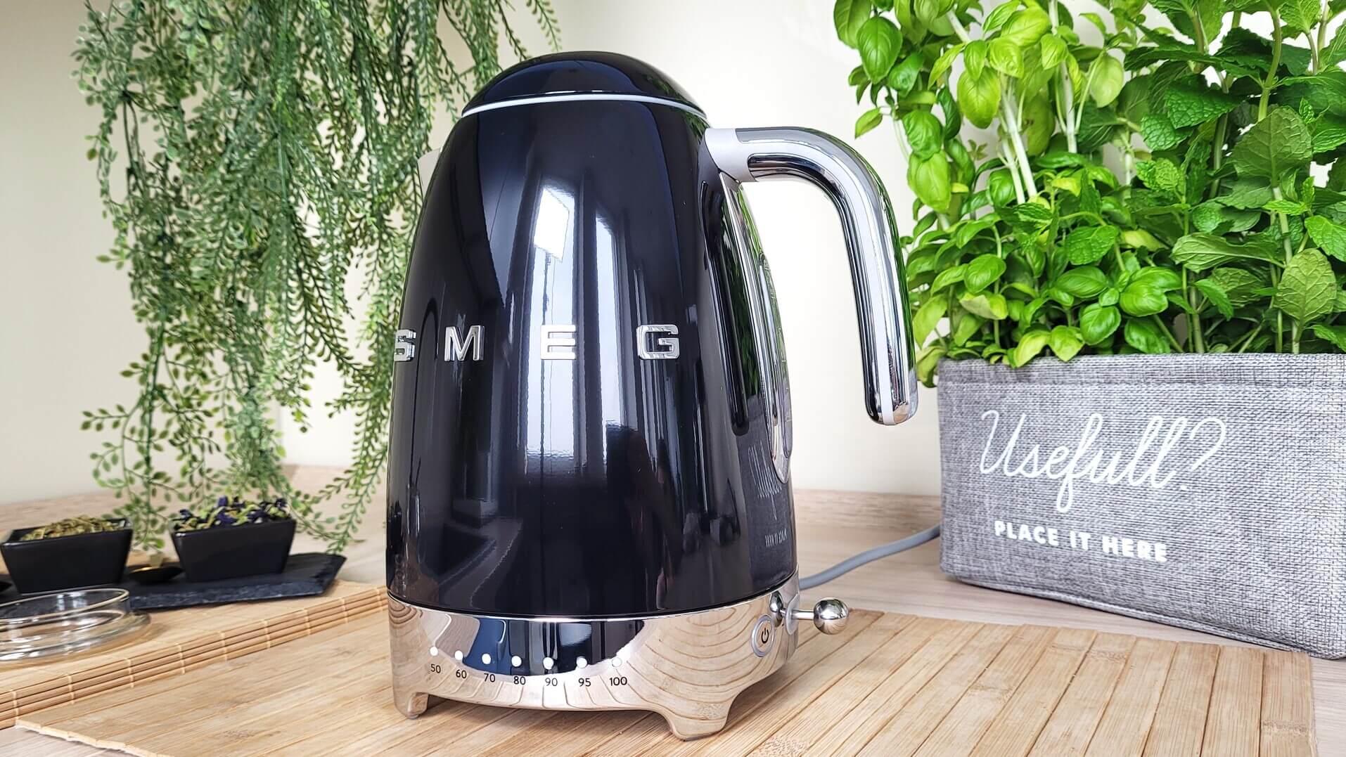 Smeg KLF04BLEU — ikona stylu retro